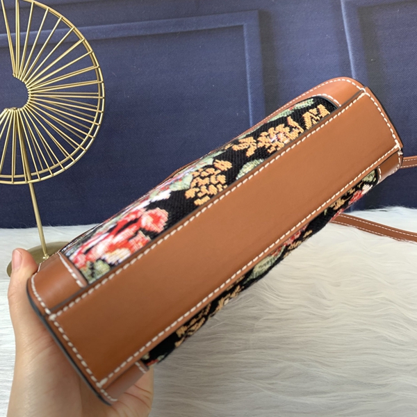 スーパーコピーブランドバッグ素材ディテール